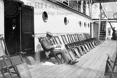 Saxonia (1), Cunard Line steamship - promenade deck