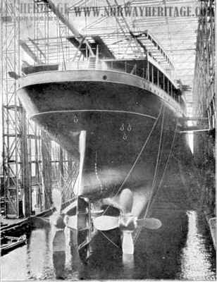The S/S Kaiser Wilhelm II (2) of the Norddeutscher Lloyd ready for launching at the Vulcan shipyard near Stettin