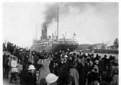 The S.S. Frederik VIII departing Copenhagen, Oct 1925