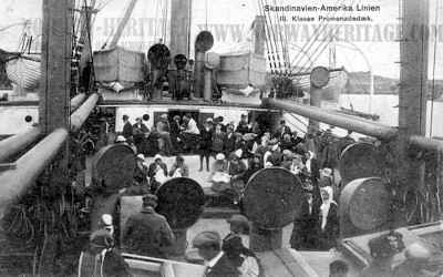 Steerage passengers on deck of a Scandinavian America Line steamship