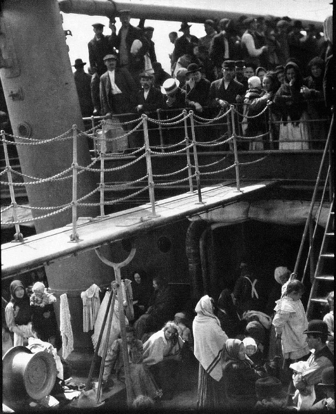 Stieglitz's The Steerage (1907)