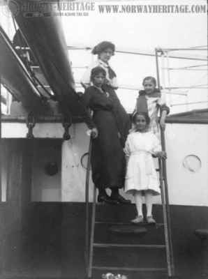 Passengers - S/S United States – image 5