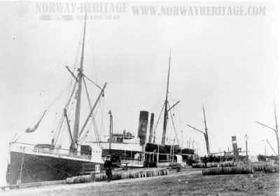The Diary of an emigrant leaving Trondheim on the ship "Juno" in 1893
