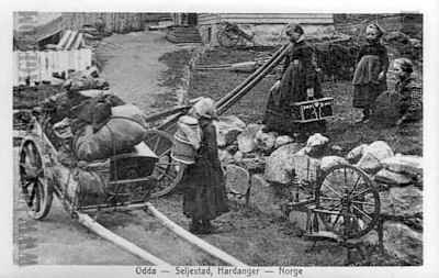 An emigrant family leaving their home at Odda - Siljestad, Hardanger - Norway. This photo was issued as a postcard by by O. Th. O. O.