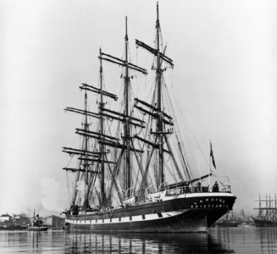 The Péreire as she Lancing