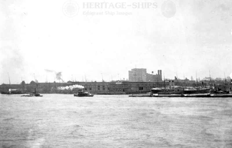 White Sar Line piers at New York 1902