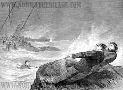 Atlantic disaster, Third officer Brady and fisherman Clancy holding the rope by means of which the rescued passengers got from the ship to the shore.